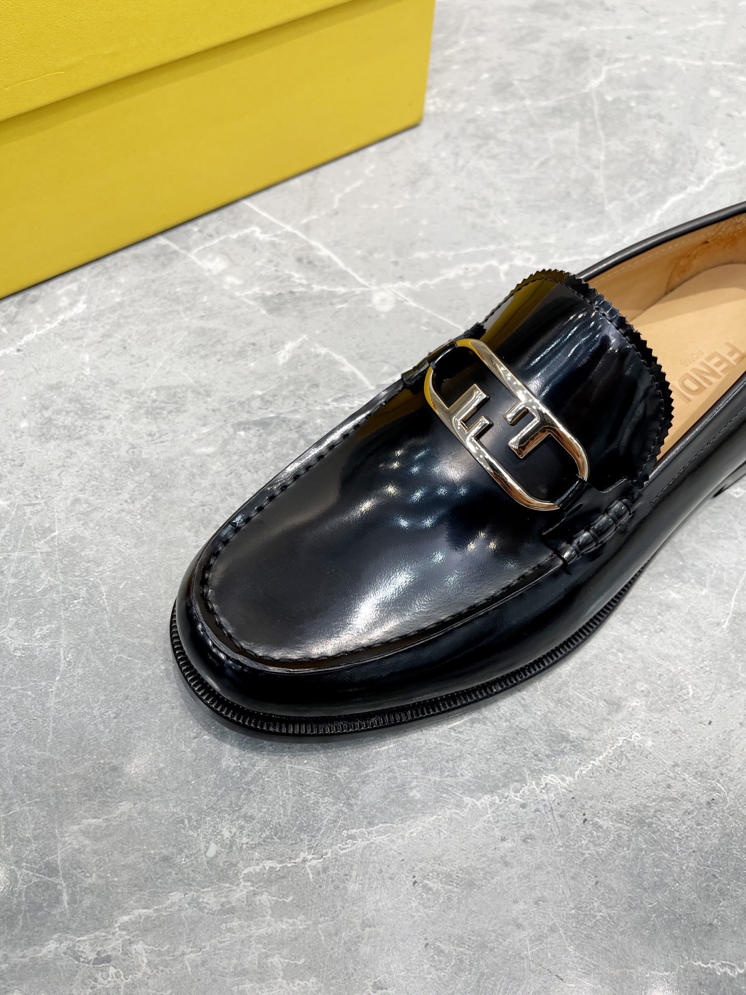 F**di FD O’Lock Loafers Black For Men 7D1557AK1TF0ABB