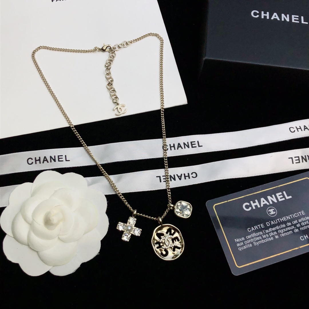 Ch**el Necklace Gold For Women