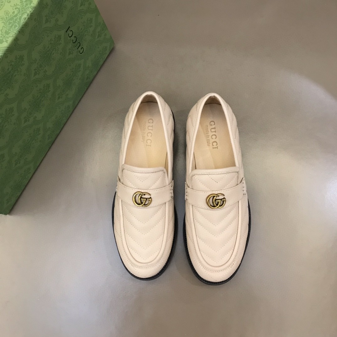 Gvc*1 Loafer With Interlocking G Beige For Men