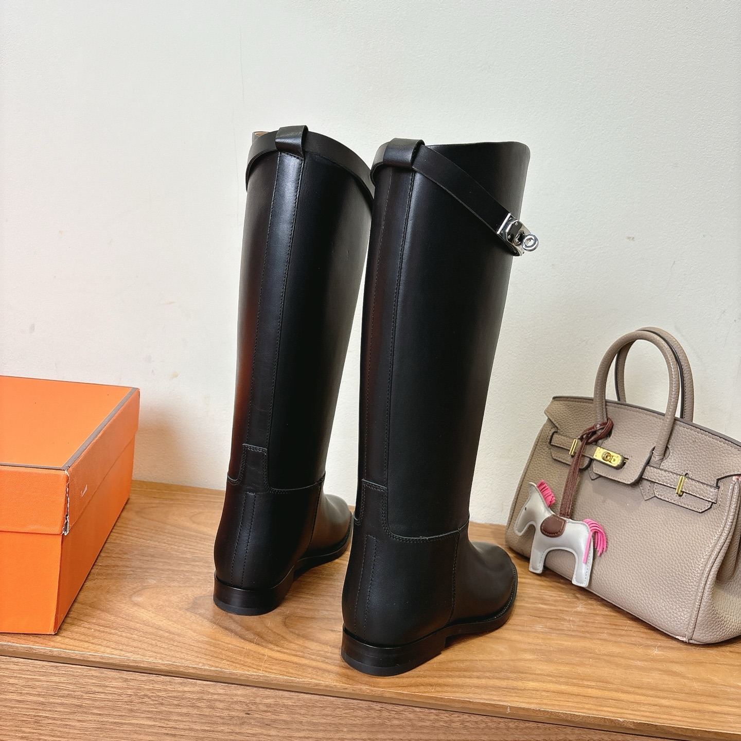 H**me5 Jumping Boots Black For Women H042138Z 01400