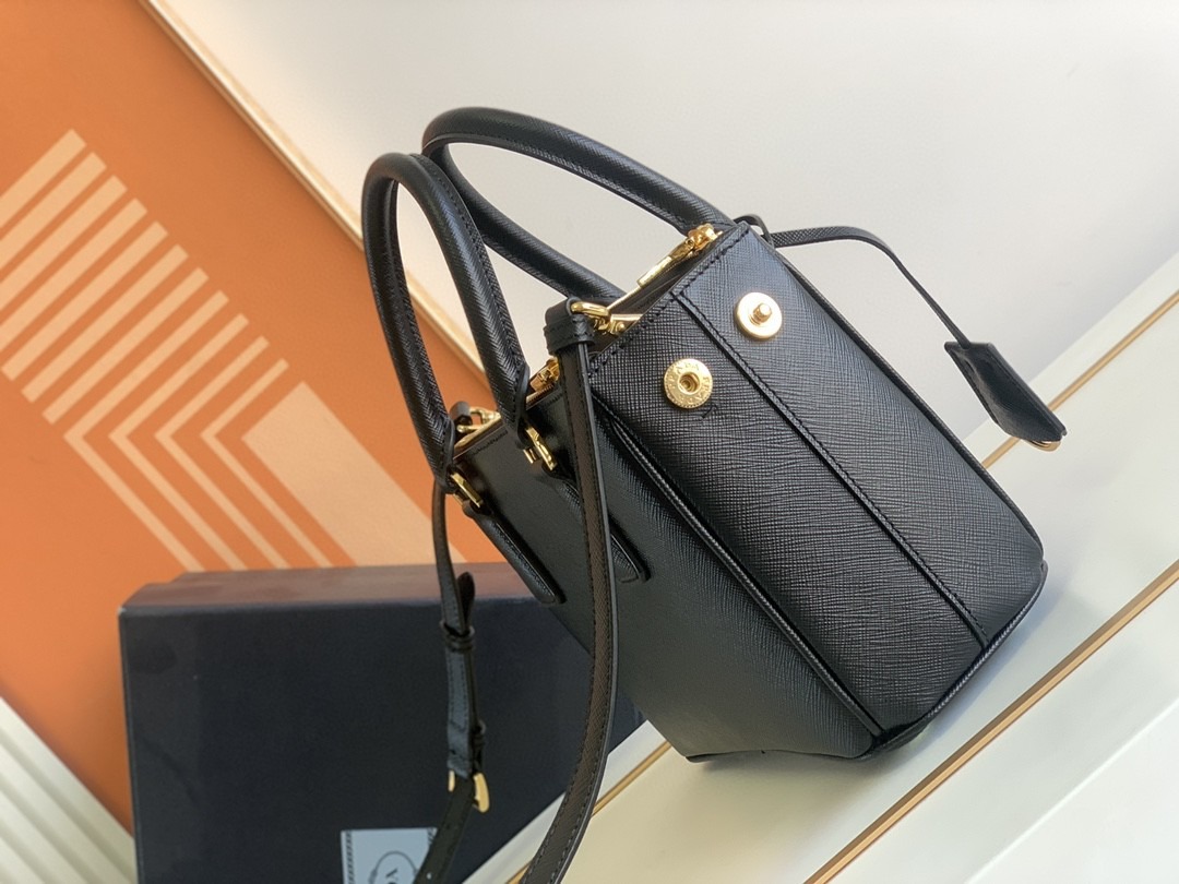 [True-to-ORIGINAL] Pra*a Galleria Saffiano Mini Bag Black For Women 7.8in/20cm 1BA906_NZV_F0002_V_EOM