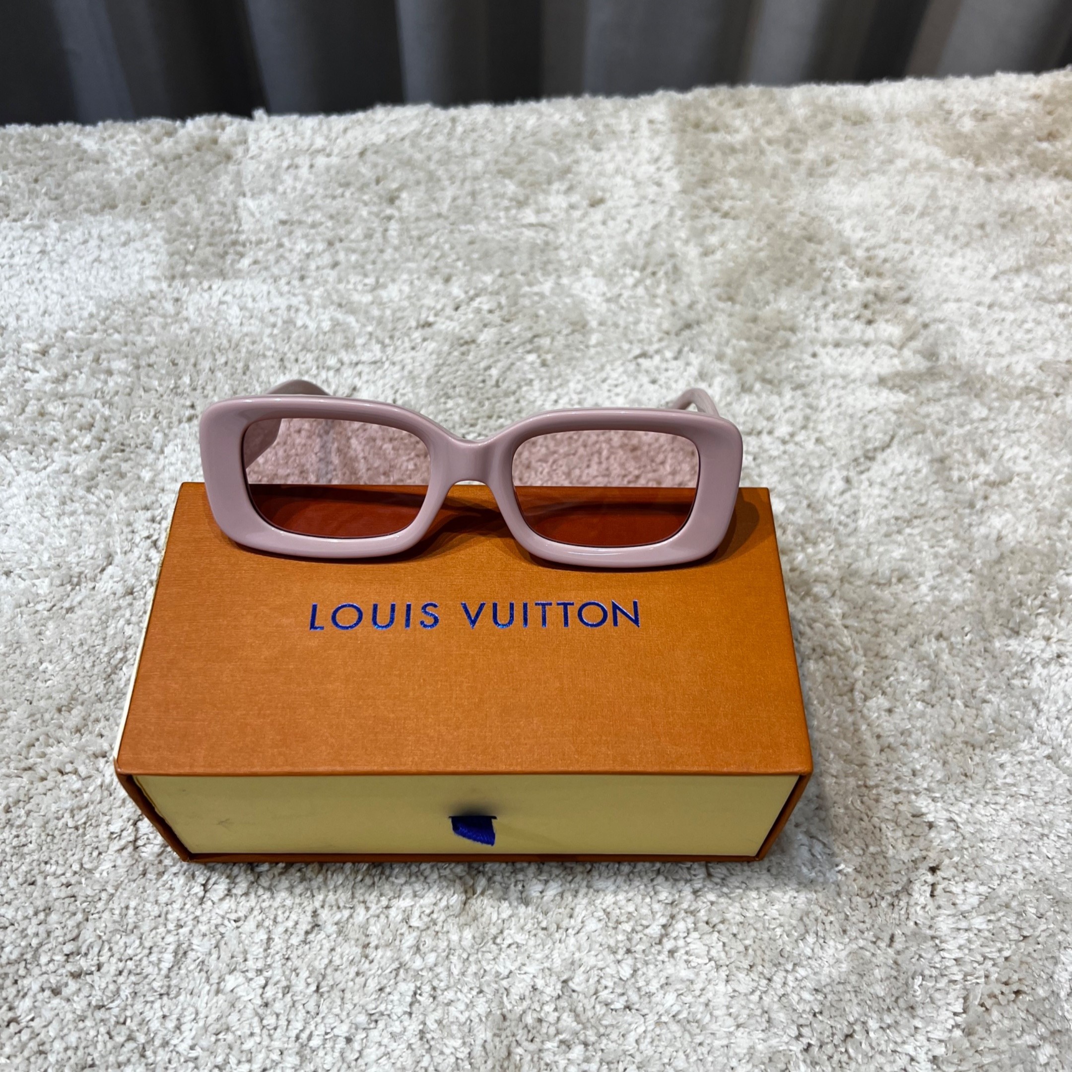 L0vis Vvtt0n Circle Rectangle Sunglasses – Z2421W