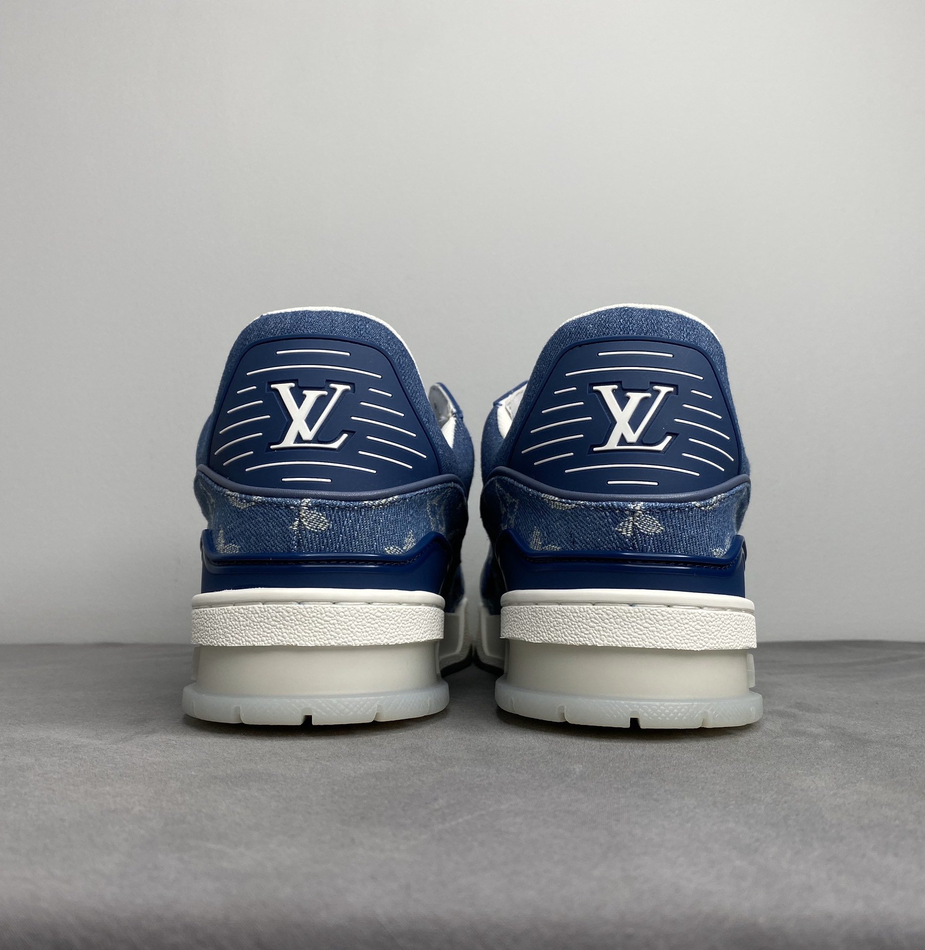 L0vis Vvtt0n Trainer Sneaker Rubber Monogram Denim Blue Virgil Abloh For Men LV