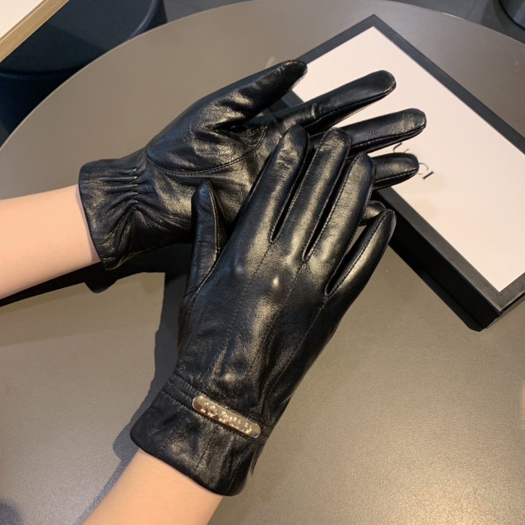 Gvc*1 Gloves With Signature Double G Motif In Black