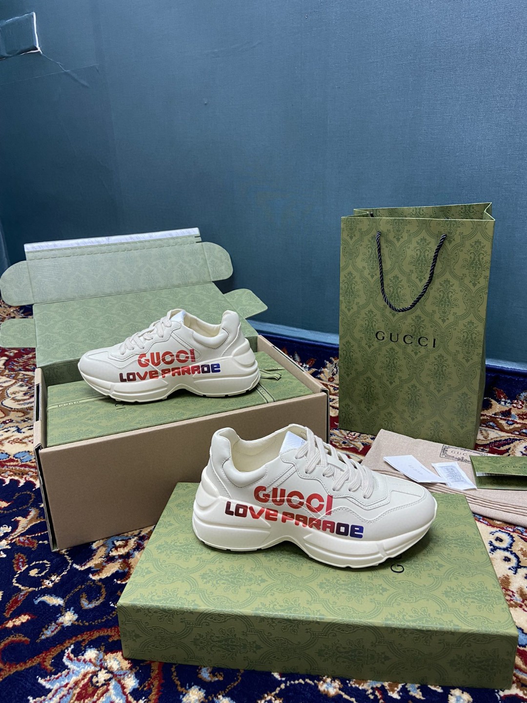 Gvc*1 Women’s Rhyton Sneakers With Gvc*1 Love Parade Red White Ivory For Women 524990‎