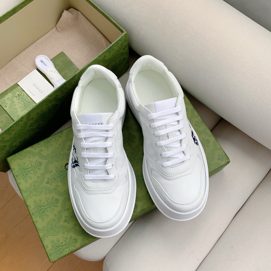 Gvc*1 Women’s Sneaker White With Gvc*1 Print For Women 670408 1XL10