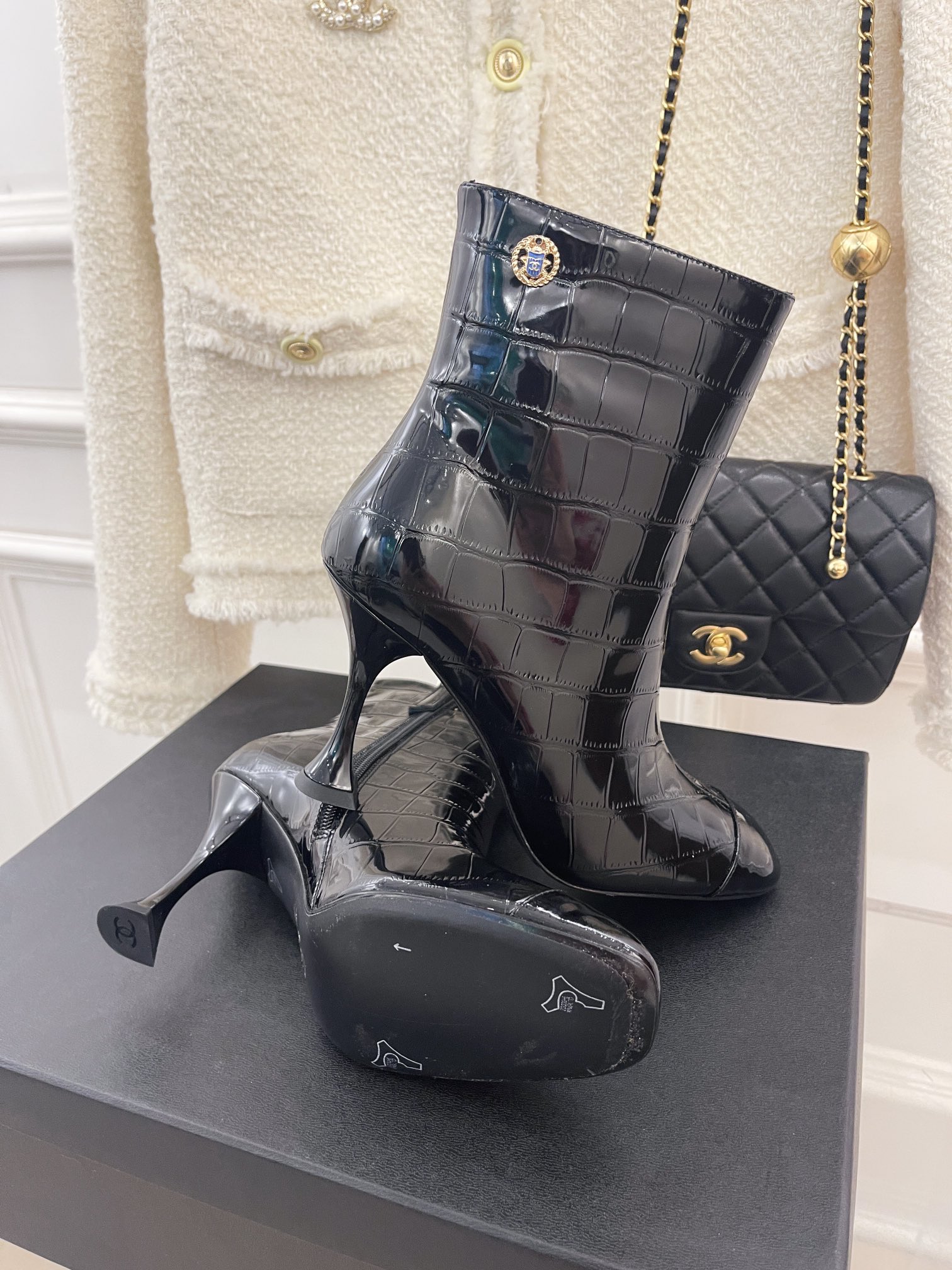 Ch**el Women’s Short Boots Black For Women