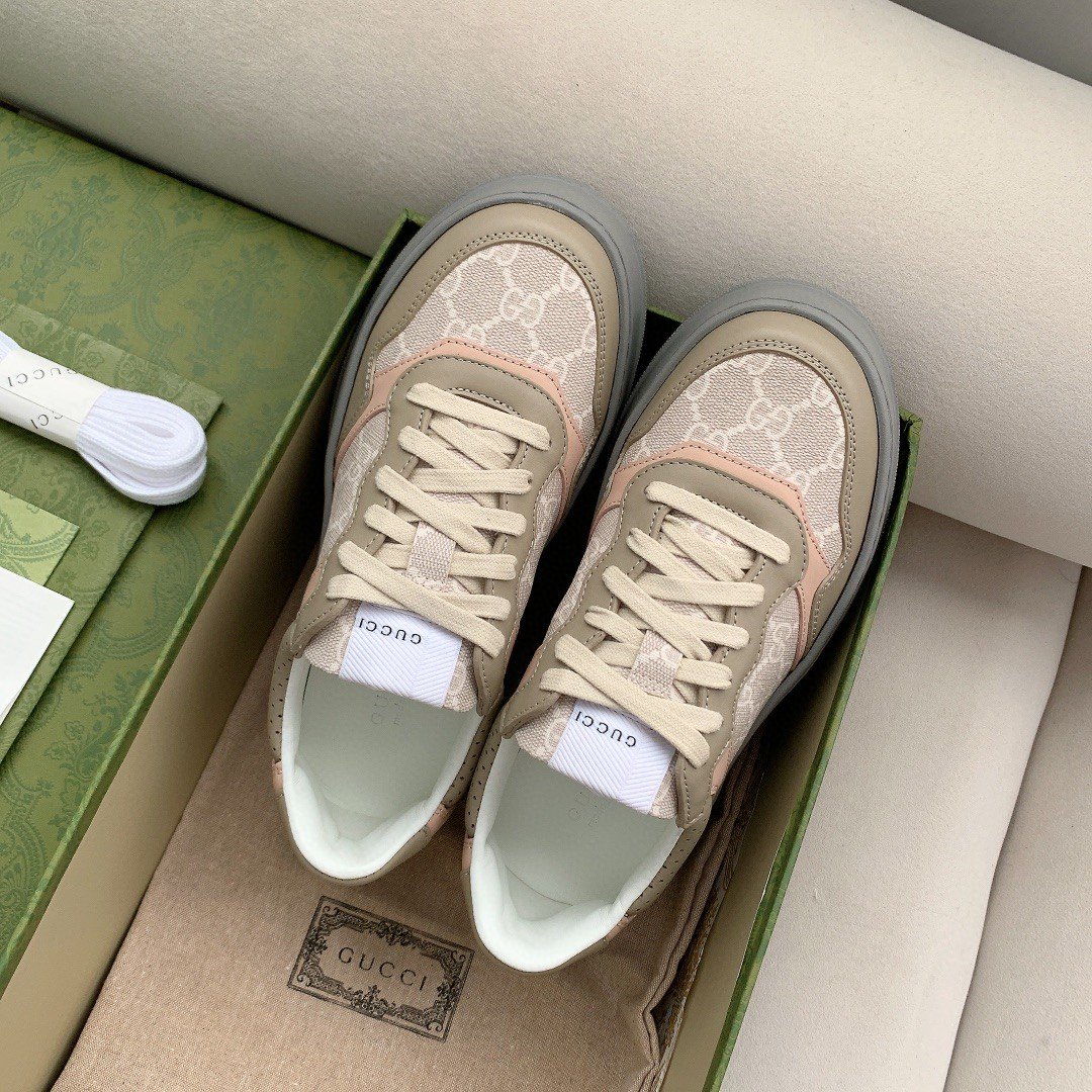 Gvc*1 Women’s GG Sneaker White And Beige Svp*me For Women 700775 UPG90 9595