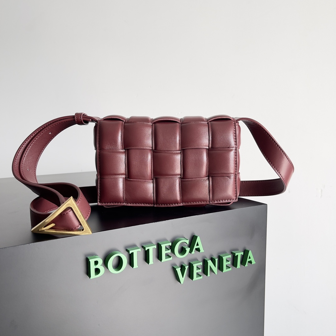 B0tt*ga Ven*ta Small Padded Cassette Brown , For Women, Women’s Bags 7.5in/19cm